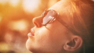 Sonnenbrille: Schutz vor UV-Strahlung Sonnenbrille: Schutz vor UV-Strahlung