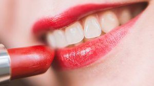 Zahnverf&auml;rbungen &ndash; was tun?