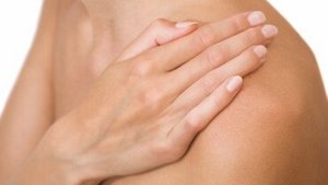 Was tun bei Nackenschmerzen?