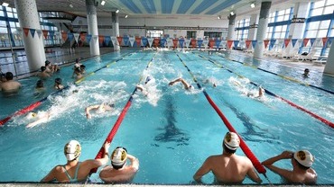 Gesundheit im Hallenbad Gesundheit im Hallenbad