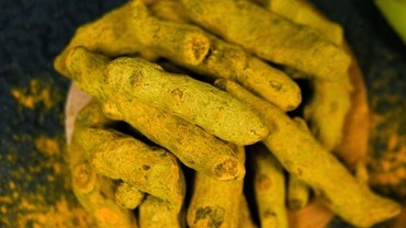 Curcumin