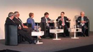 RVK-Forum 2016: Vertrauensarzt &ndash; Richter in Weiss?